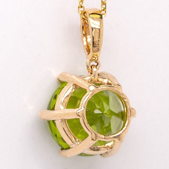 4.2cts Peridot Pendant in 14K Solid Gold with Natural Diamond Accents - Picture 8 of 8